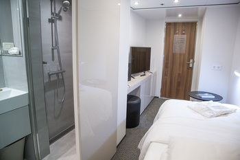 Emerald Single Stateroom